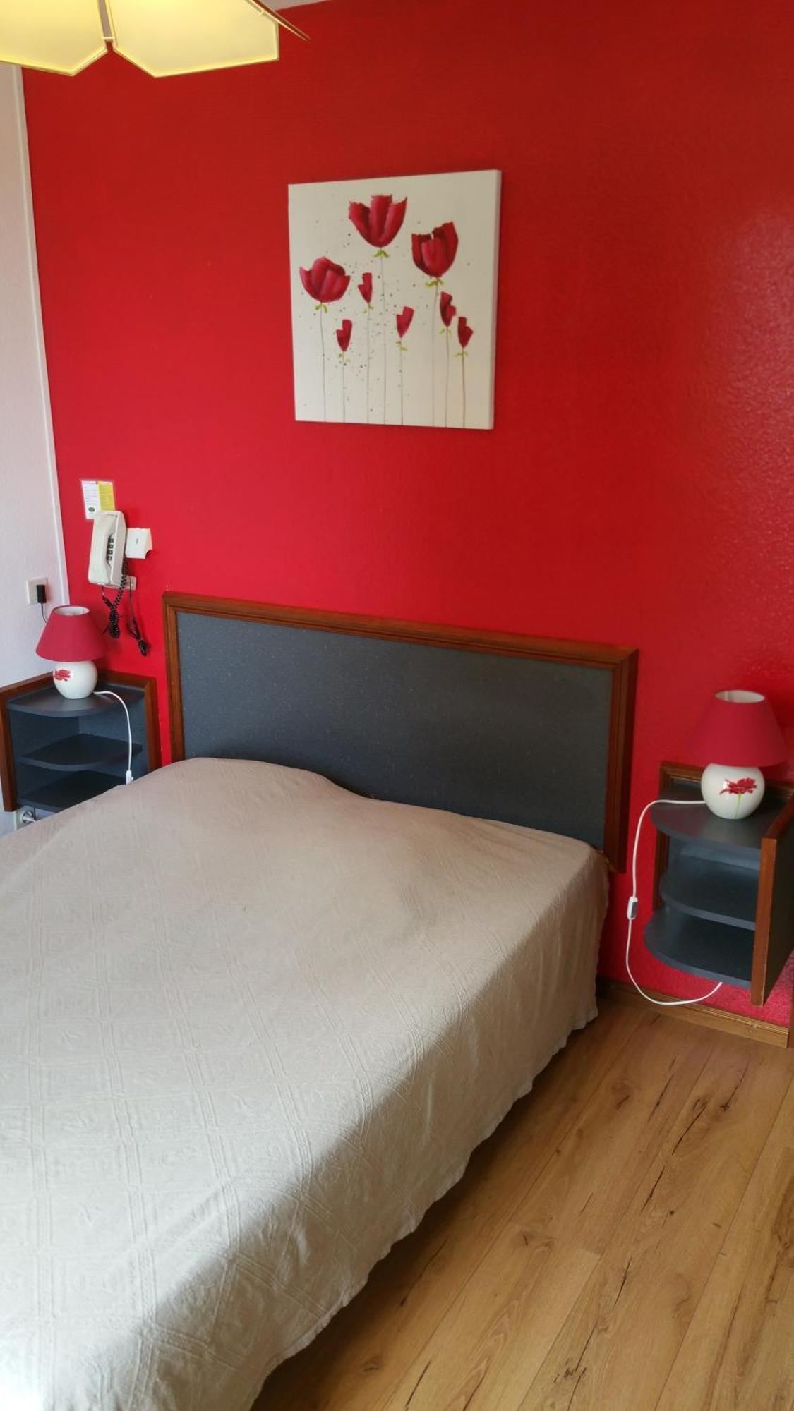 Le Magiot Hotel Montliot-et-Courcelles Quarto foto