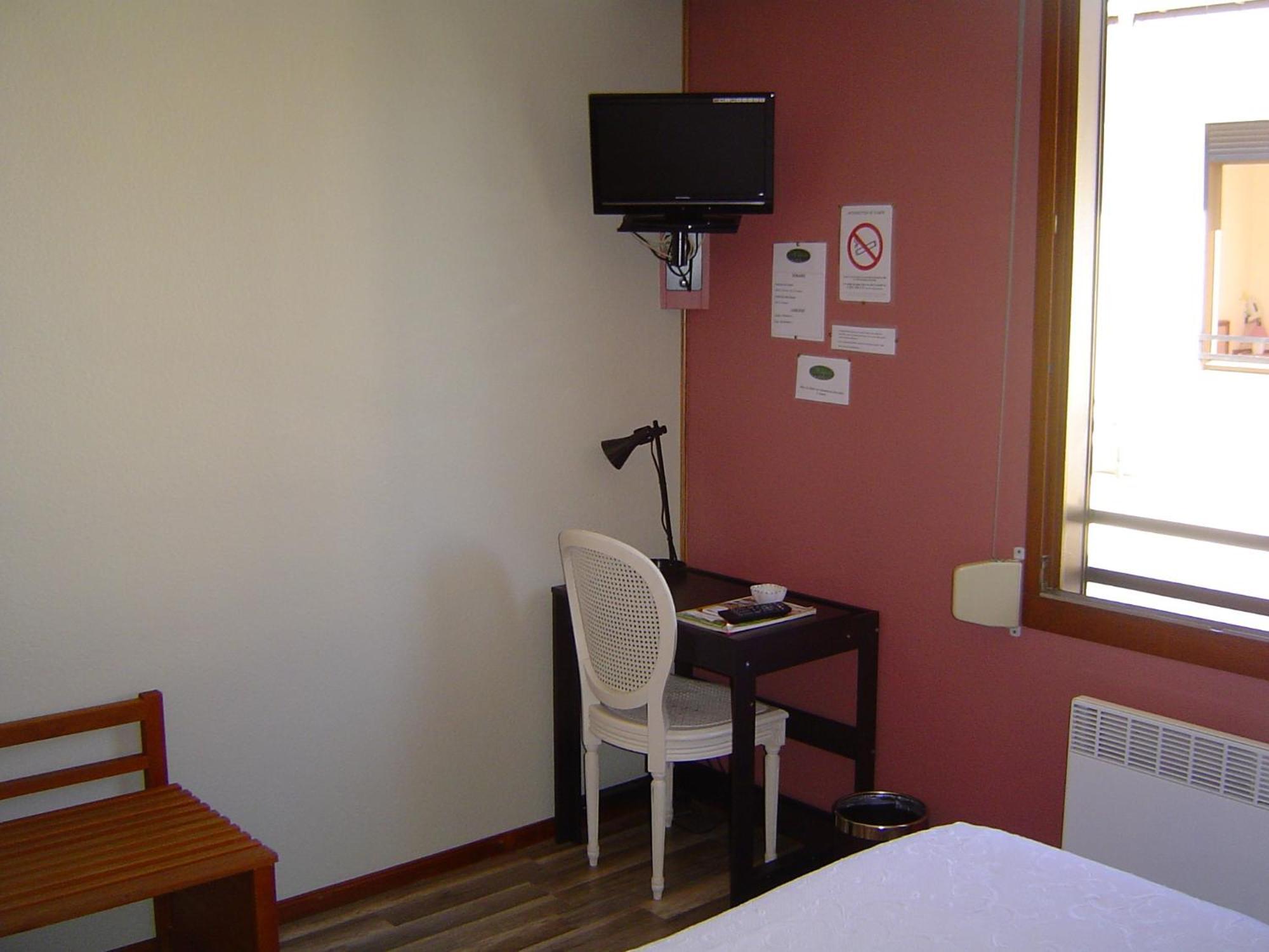 Le Magiot Hotel Montliot-et-Courcelles Quarto foto